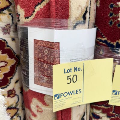 BRAND NEW PURE NZ WOOL RUG 190CM X 280CM RRP9