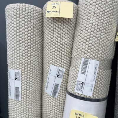 EX DISPLAY IVORY WOOL LOOP RUG 200CM X 290CM, HAND WOVEN RRP99