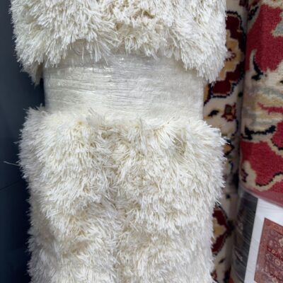 NEW NOAH IVORY SHAGGY RUG 200CM X 290CM RRP9