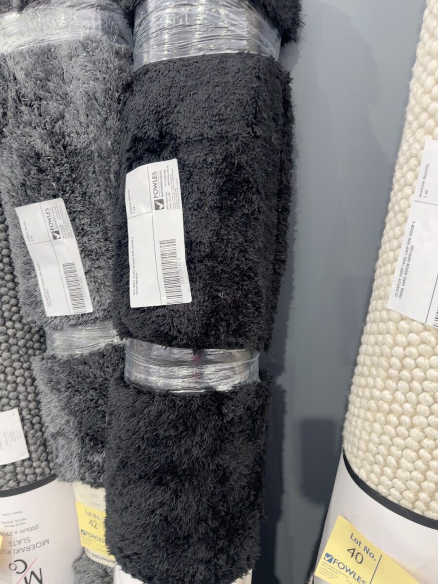 NEW NOAH  BLACK SHAGGY RUG 200CM X 290CM RRP$999