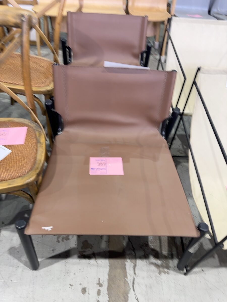 EX STAGING - BROWN LEATHER CHAIR, SOLD AS IS