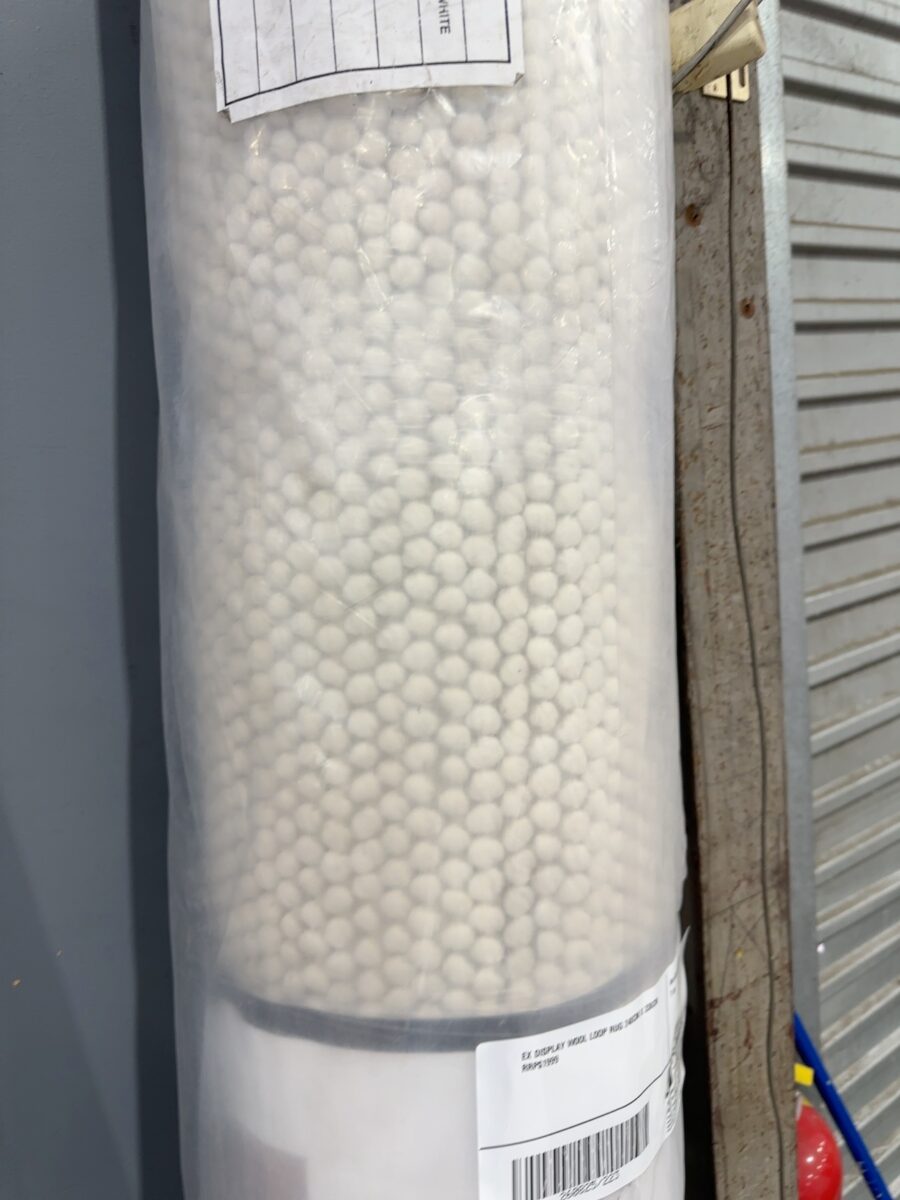 EX DISPLAY WOOL LOOP RUG 240CM X 330CM RRP$1999