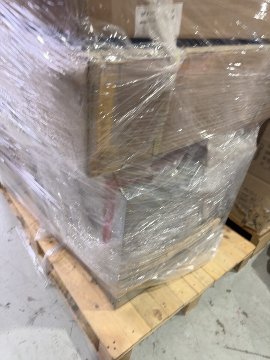 PALLET WITH ASSORTED ITEMS, LED MIRRORS, OVEN ETC SOLD AS IS NO WARRANTY