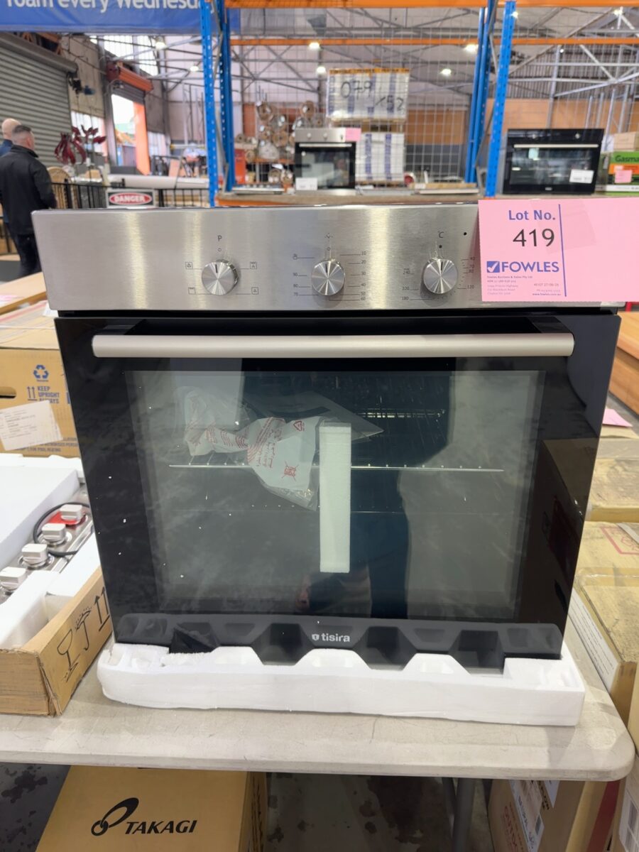 NEW TISIRA 600M ELECTRIC OVEN TOT644E SOLD AS IS NO WARRANTY