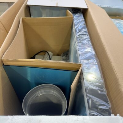 NEW AIRVOLUTION ARBC90TPS 900MM SQUARE CHIMNEY RANGEHOOD, SOLD AS IS NO WARRANTY