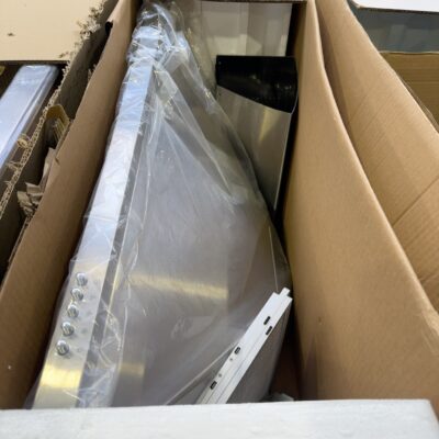 NEW INALTO IRC90S 900MM SQUARE CHIMNEY RANGEHOOD, SOLD AS IS NO WARRANTY