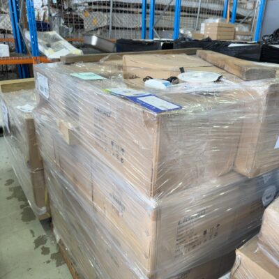 PALLET OF 90MM & 100MM LED DOWNLIGHTS, QTY 920MM IN TOTAL