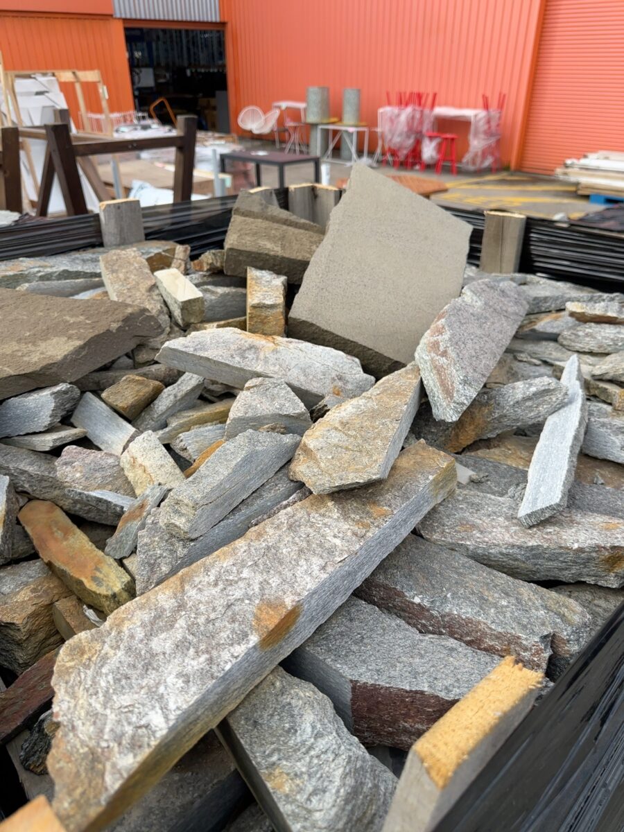 PALLET OF ANTHRACITE FILETTI STONE 30-40MM, PERFECT FOR GARDEN, TERRACE, WALLS, DRIVEWAYS ETC RRP$145 PER SQM #4