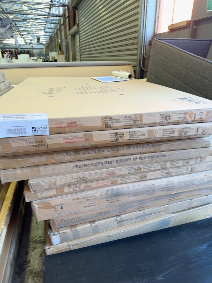LARGE PALLET OF NEW ASSORTED BEDHEADS IN QUEEN & KING SIZES, MARRI TIMBER, WHITE ASH TIMBER, MESSMATE ETC SOLD AS IS