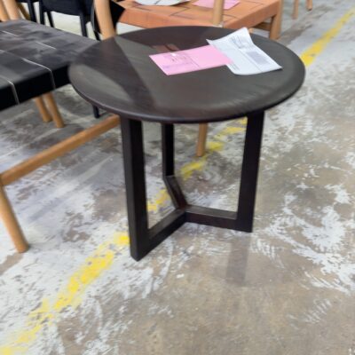 SAMPLE FURNTURE - DARK BROWN ASH TIMBER ROUND COFFEE TABLE, SOLD AS IS