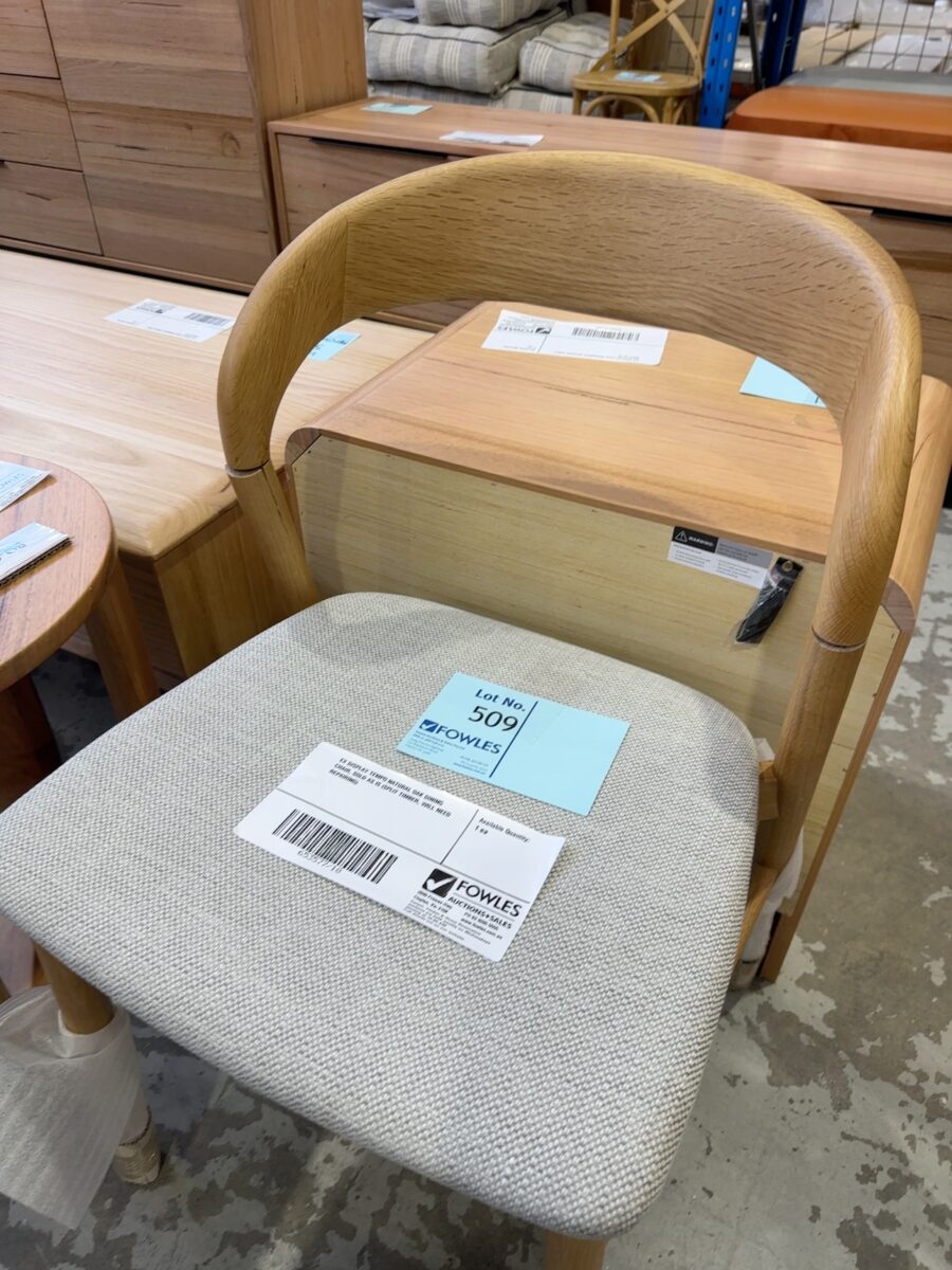 EX DISPLAY TEMPO NATURAL OAK DINING CHAIR, SOLD AS IS (SPLIT TIMBER, WILL NEED REPAIRING)
