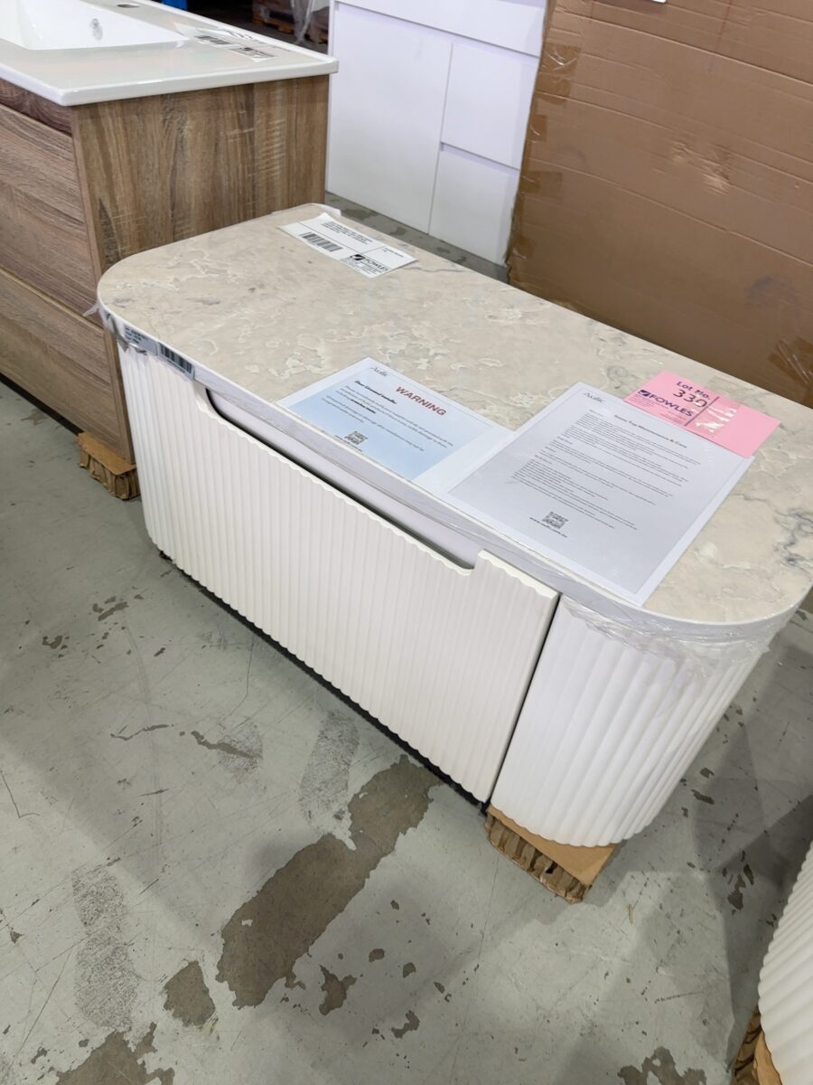 AULIC PETRA MARK II WALL HUNG CURVED FLUTED 900MM VANITY WITH DRAWERS, CURVED ALPINE STONE TOP, CAWH402900 & ST86900 RRP$1700