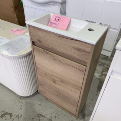 465MM POWDER ROOM VANITY - REVIT CA20-465