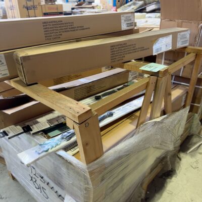 PALLET OF NEW CYCLONE PRO FLY FRAME FLY SCREEN KIT 1200MM X 1200MM, WHITE FRAME, INCLUDES ALL PARTS NECESSARY TO MAKE A CUSTOM FLYSCREEN FRAME COMPLETE WITH MESH, APPROX 287 QTY 30123245