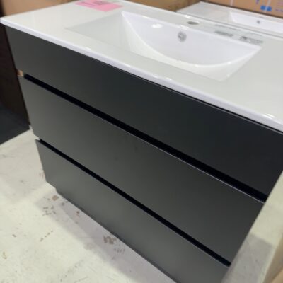 NEW 900MM MATTE BLACK VANITY WITH WHITE CERAMIC TOP, CORE 900BM & UV31-900