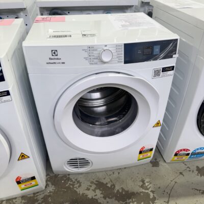 ELECTROLUX VENTED 6KG DRYER EDV605H3WB, 12 MONTH WARRANTY