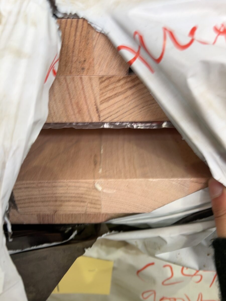 900X33 TAS OAK LAM KD HARDWOOD BENCHTOPS- 4/2.4 2/2.3