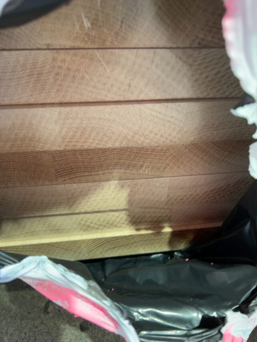 600X33 AMERICAN OAK LAM KD HARDWOOD BENCHTOPS-8/2.4