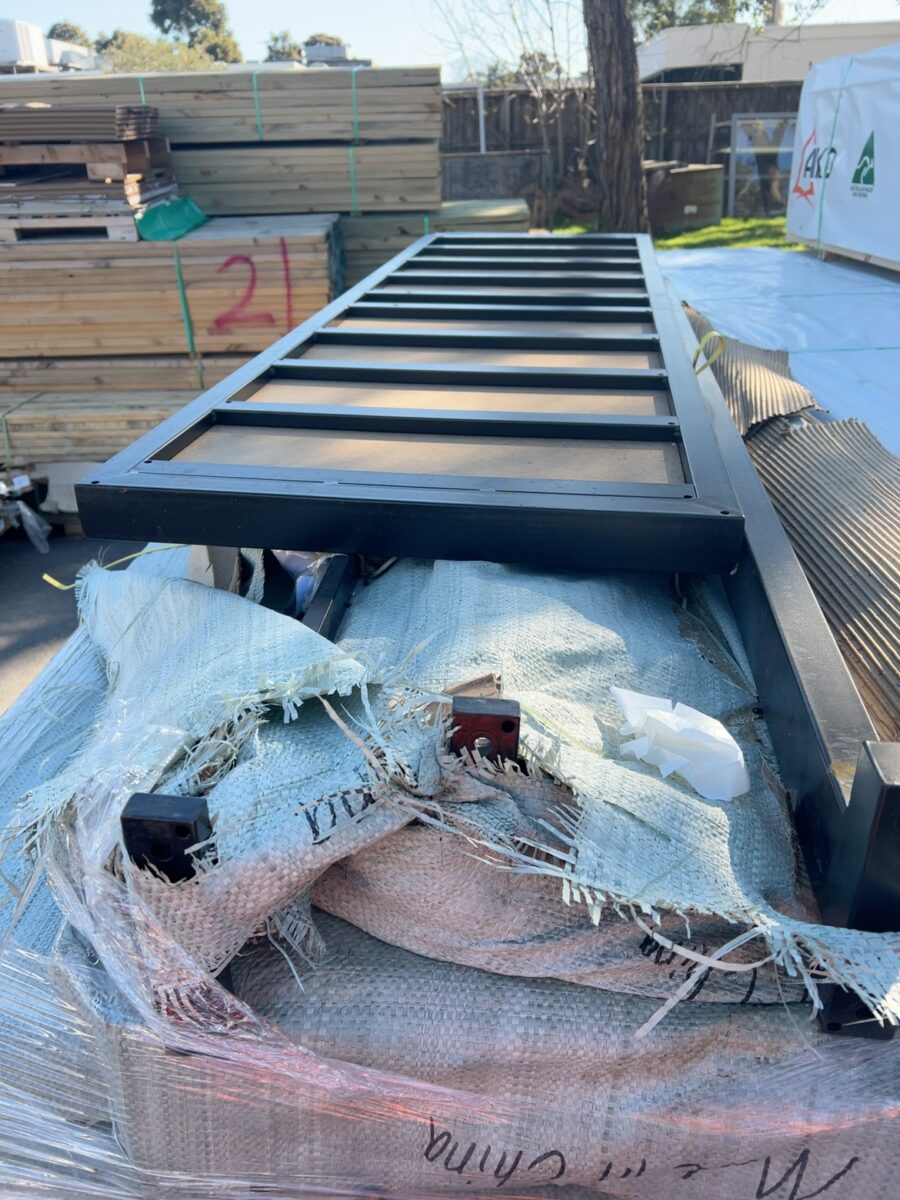PALLET OF METAL SCREENING PANELS