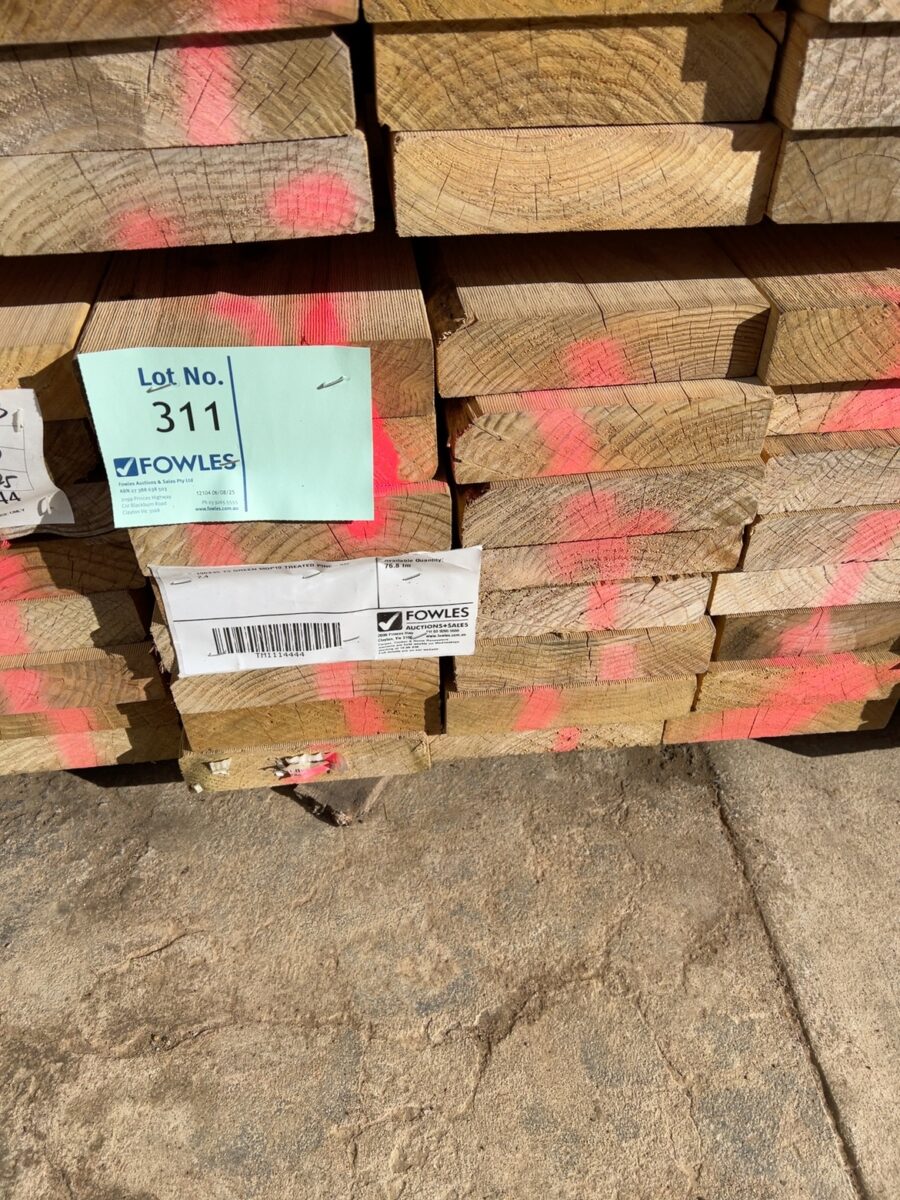 190X45 T3 GREEN MGP10 TREATED PINE-32/2.4