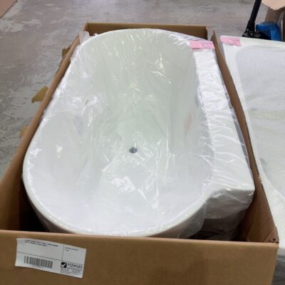 CLARK ROUND BACK TO WALL FREESTANDING BATH 1600MM CL50004.WBTW