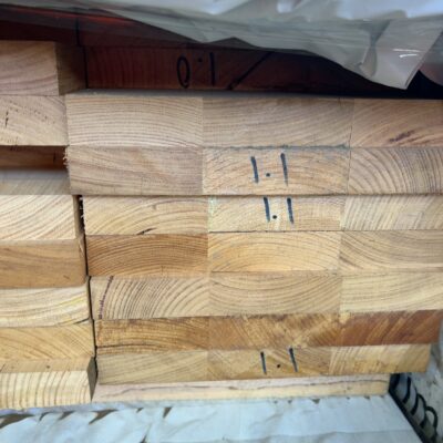 285X33 WORMY CHESTNUT KD HARDWOOD LAM STAIR TREADS-20/2.7