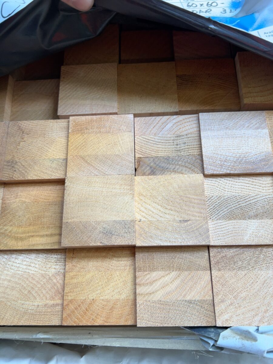 60X60 GLACIAL OAK DAR LAM SELECT GRADE KD HARDWOOD