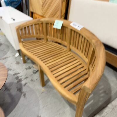 NEW PLANTATION TEAK CURVED GARDEN BENCH RRP95