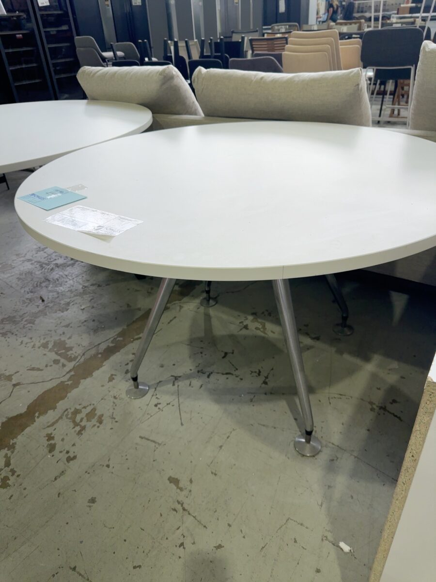 USED OFFICE FURNITURE - ROUND TABLE SOLD AS IS