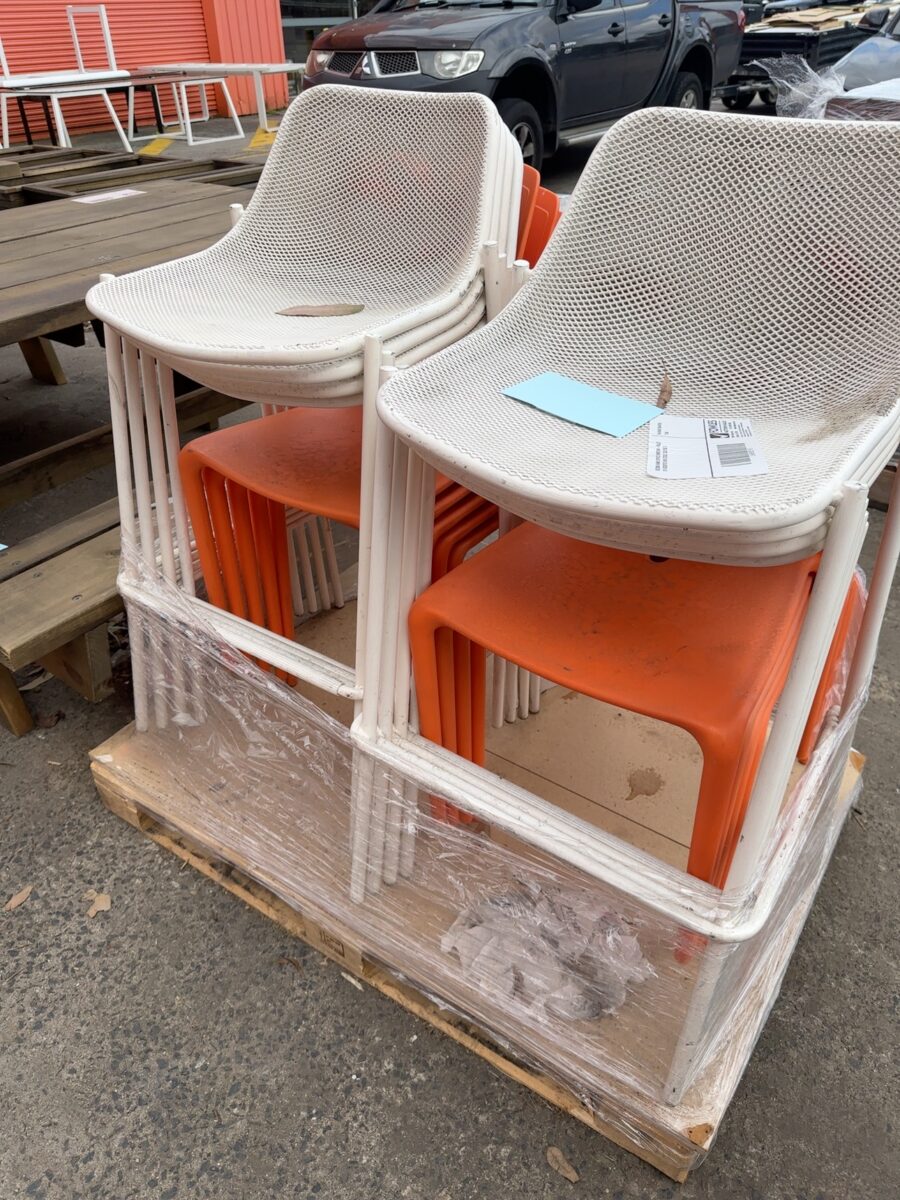 SECOND HAND OFFICE FURNITURE - PALLET OF ASSORTED BAR STOOLS, SOLD AS IS