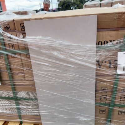 PALLET OF 300MM X 600MM TILE, A36111