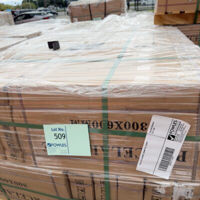PALLET OF 300MM X 600MM TILE, A36085