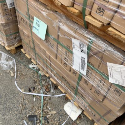 PALLET OF 300MM X 600MM TILE, A36085