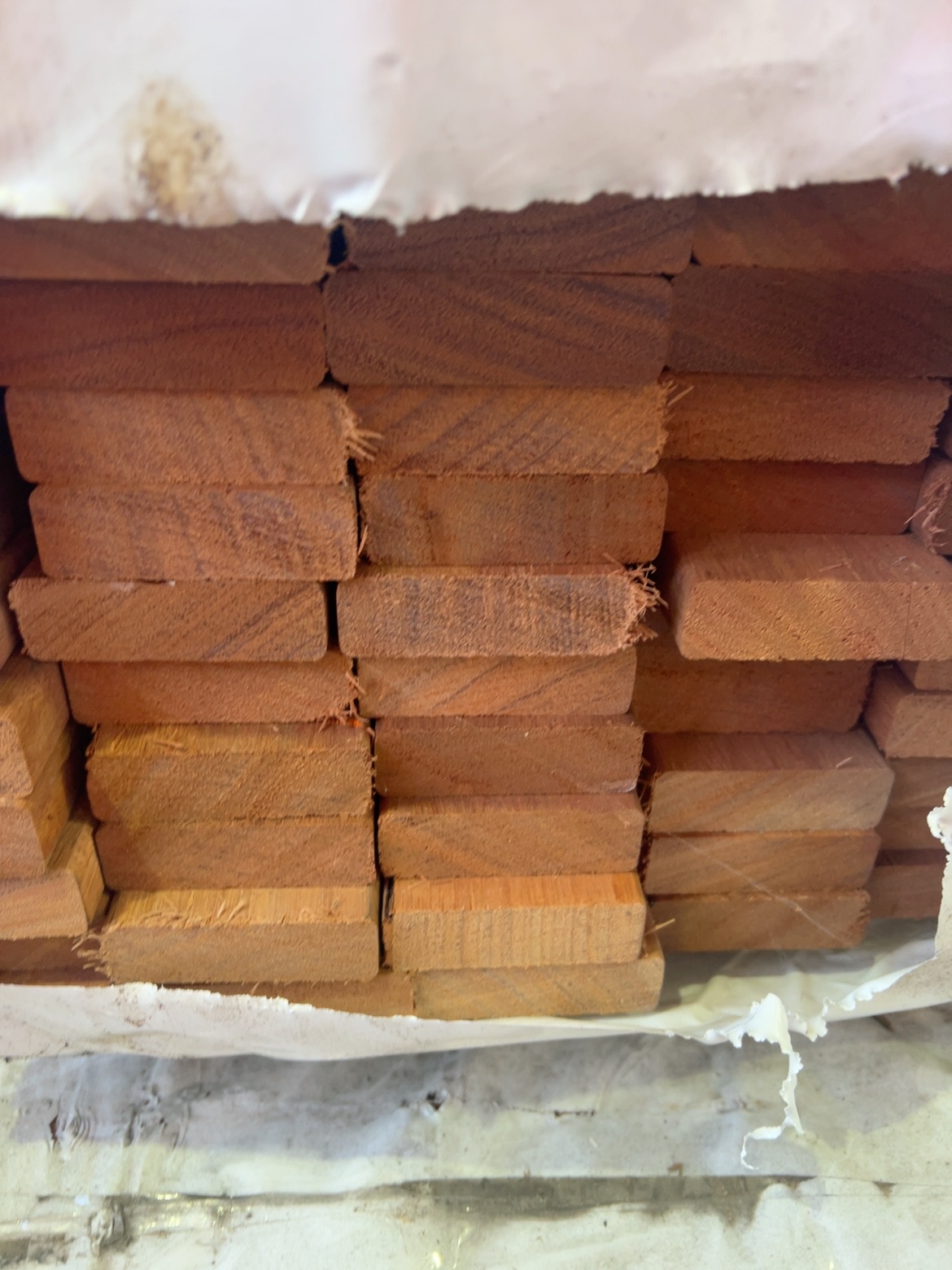 65X20 STANDARD GRADE SOLID KARRI DECKING-160/2.1 65X20 STANDARD GRADE SOLID KARRI DECKING-160/2.1