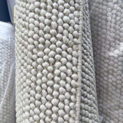 EX DISPLAY IVORY WOOL LOOP RUG 200CM X 290CM RRP99