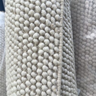 EX DISPLAY IVORY WOOL LOOP RUG 200CM X 290CM RRP99