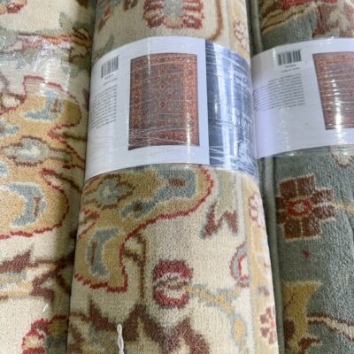 BRAND NEW PURE NZ WOOL RUG 190CM X 280CM RRP9