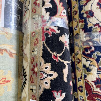 BRAND NEW PURE NZ WOOL RUG 190CM X 280CM RRP9