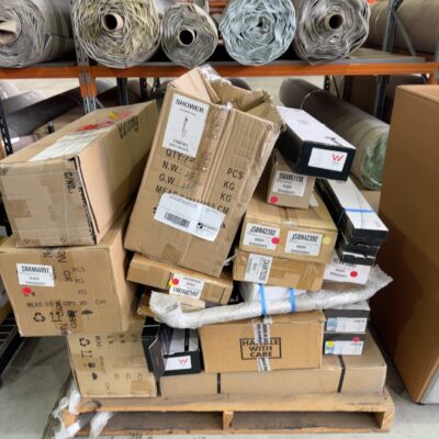 PALLET OF ASSORTED DESIGNER TAPWARE AND BATHROOM ACCESSORIES SOLD AS IS