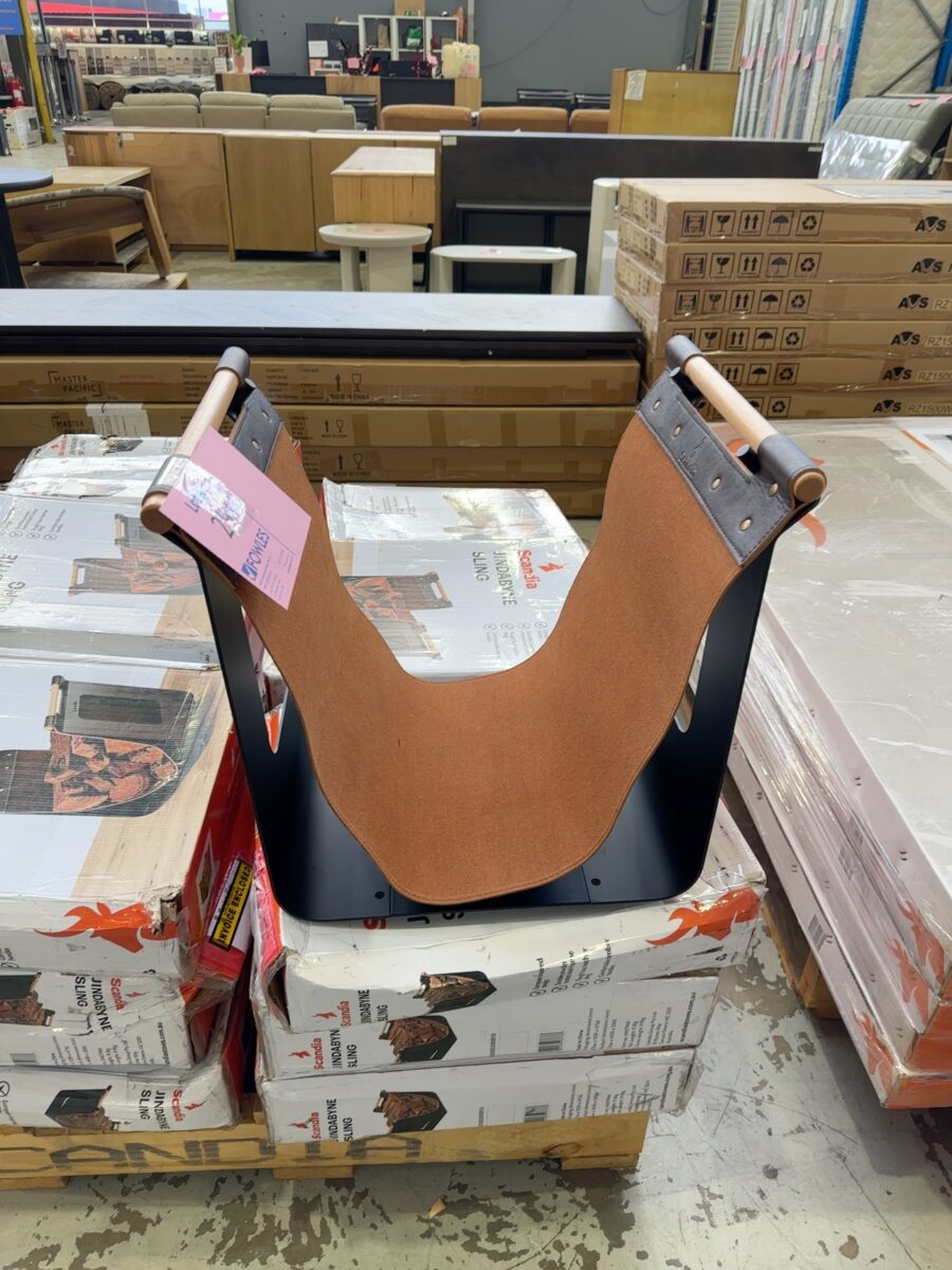 SCANDIA JINDABYNE SLING FIREWOOD STORAGE, DURABLE STEEL, FAUX LEATHER, TIMBER HANDLES RRP$130.00 SG050200013