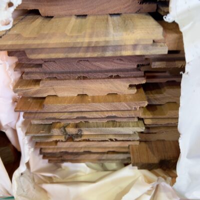 125X19 SPOTTED GUM FEATURE GRADE SHIPLAP CLADDING