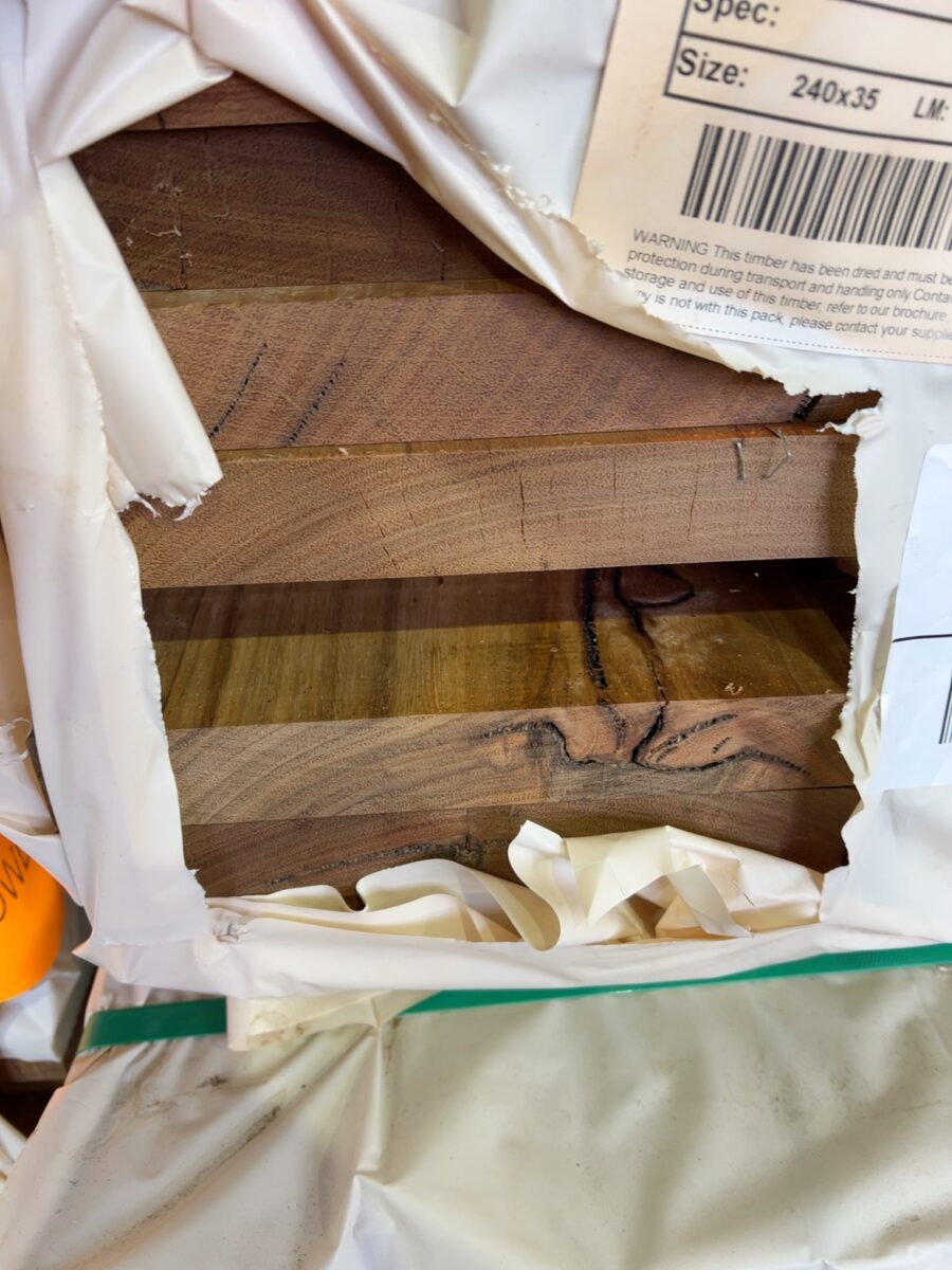 240X35 FEATURE GRADE SPOTTED GUM