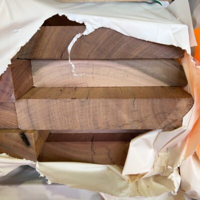 190X35 FEATURE GRADE SPOTTED GUM