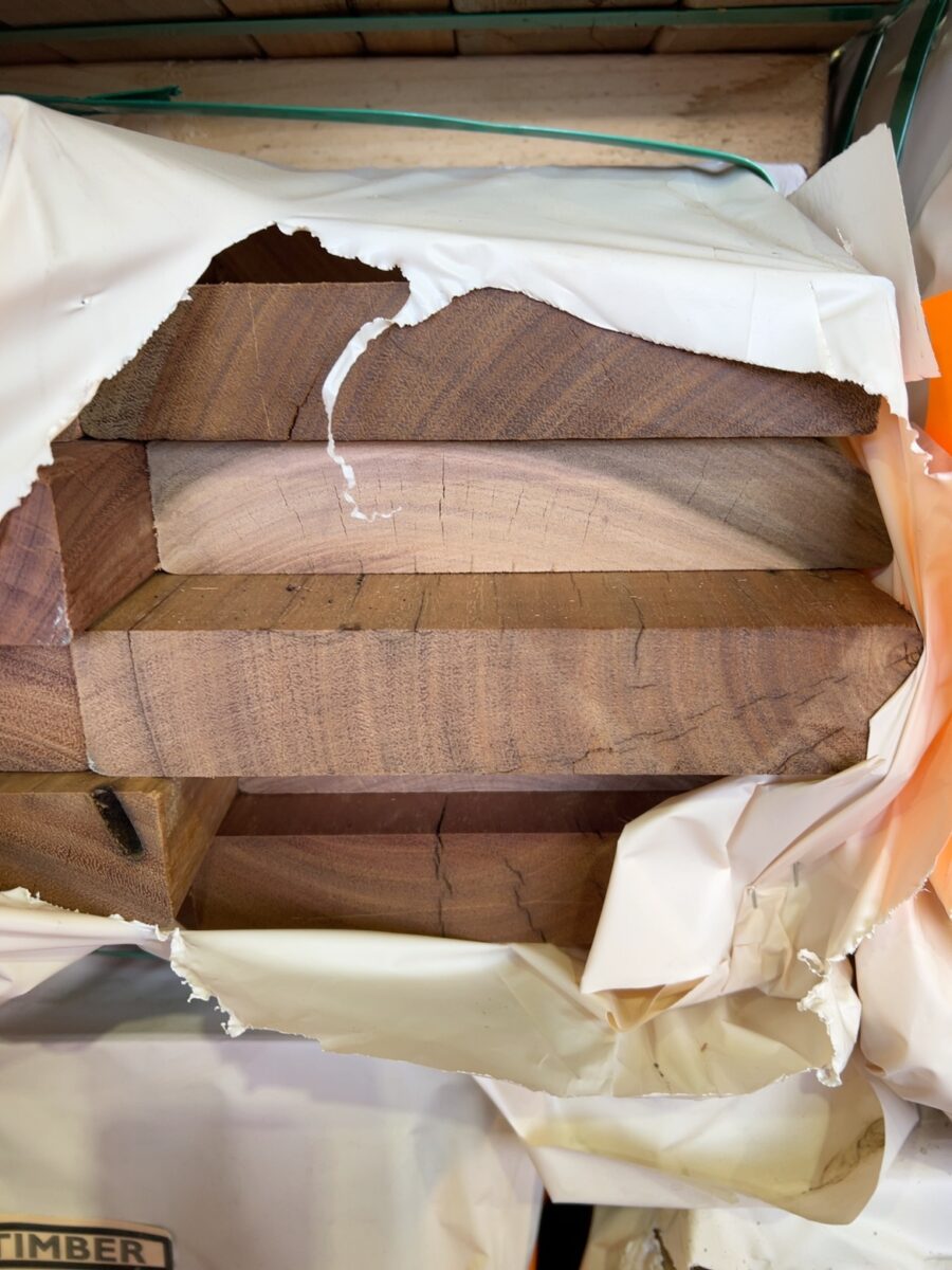 190X35 FEATURE GRADE SPOTTED GUM
