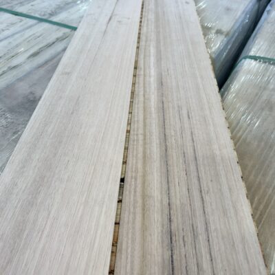 165X14.2MM TASMANIAN OAK NAT RAW ENGINEERED FLOORING- (66 BOXES X 2.130 M2)