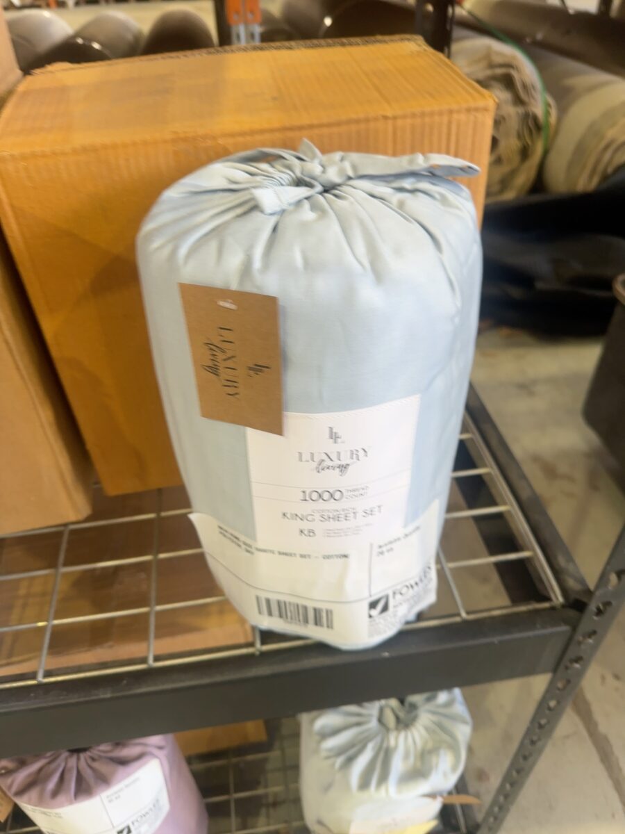 NEW KING SIZE 1000TC SHEET SET - COTTON/POLYSTER, SKY