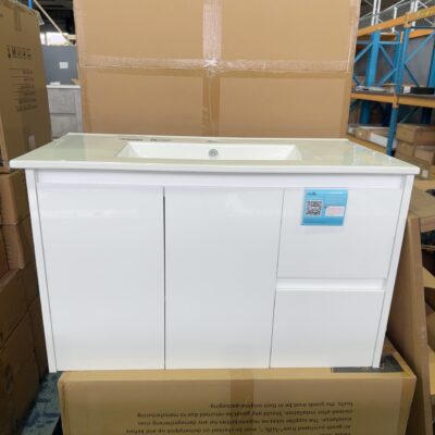NEW AULIC ALICE 900MM WALL HUNG WHITE FINGERPULL VANITY, RIGHT HAND DRAWER, WITH CRYSTAL CERAMIC TOP, CAWH03-900R-CT28 RRP5