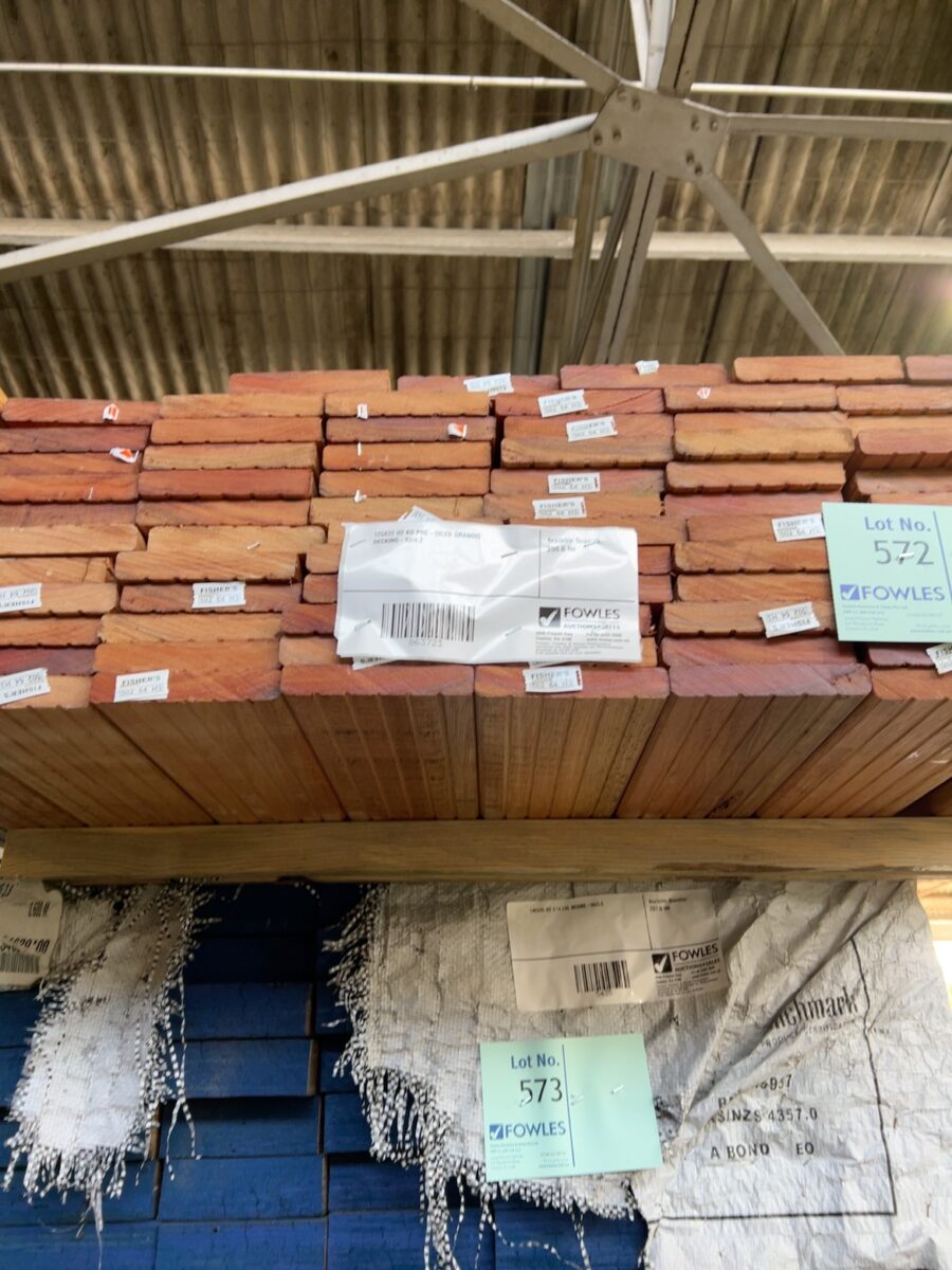 125X22 H3 KD PRE-OILED GRANDIS DECKING-93/4.2