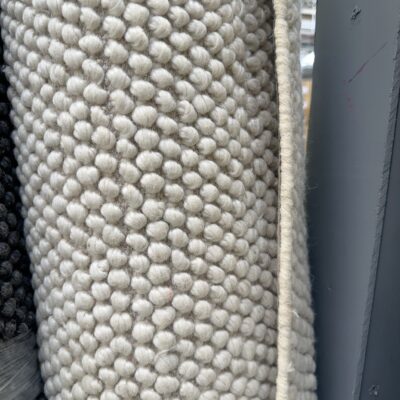 EX DISPLAY IVORY WOOL LOOP RUG 200CM X 290CM RRP99