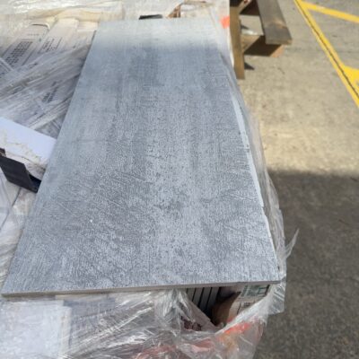 PALLET OF 300MM X 800MM TILE - H8306 LIGHT GREY